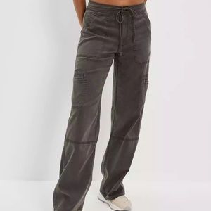 Super High-Waisted Baggy Wide-Leg Pant American Eagle